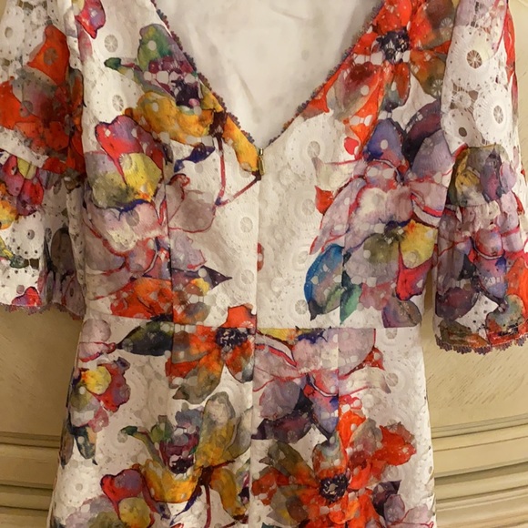 New Trina Turk floral dress size 4 - Picture 7 of 8
